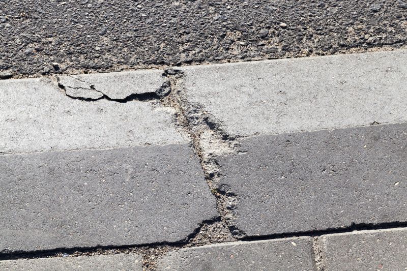 Asphalt Curb Repair
